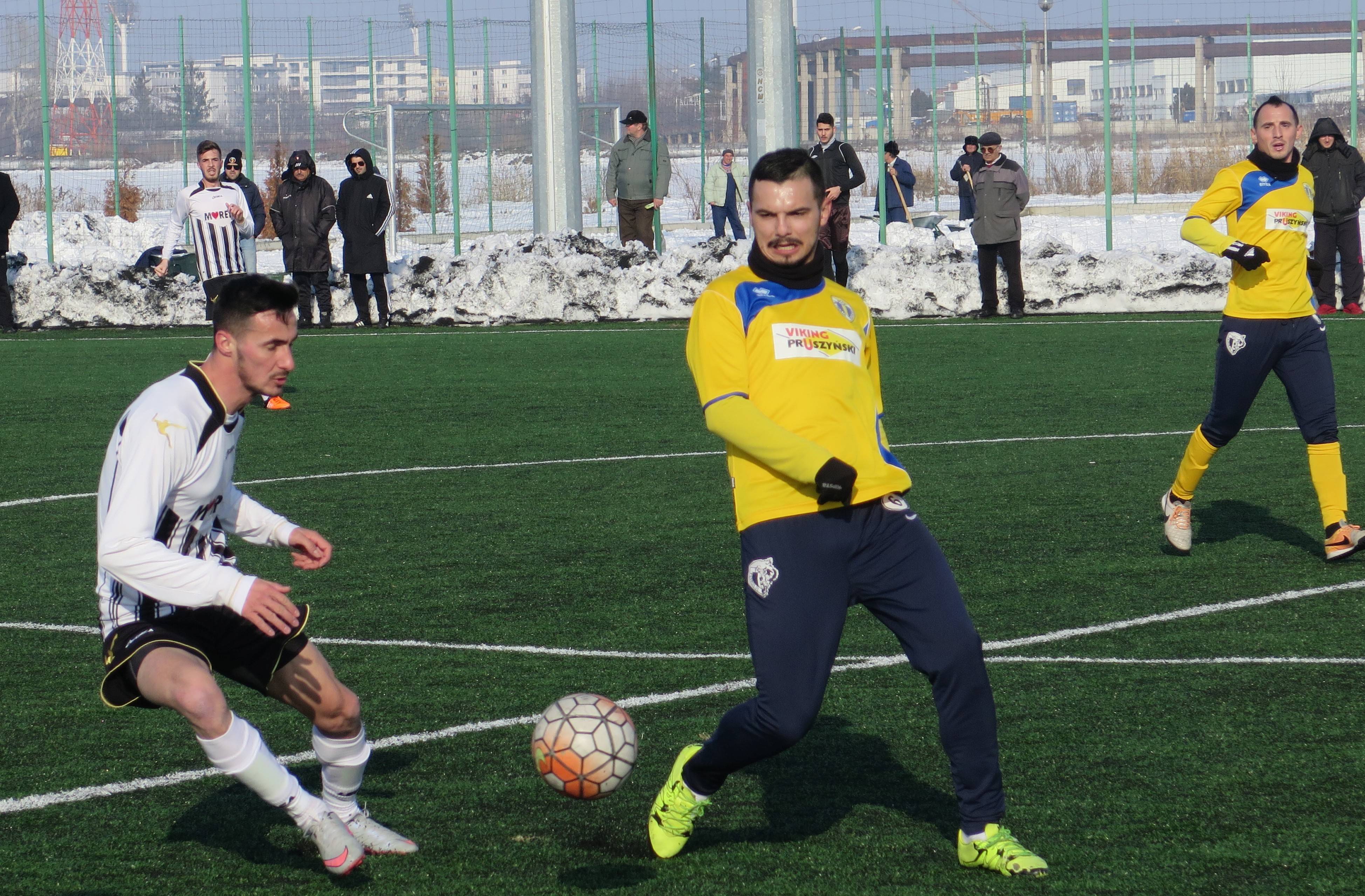 Continuă remizele Petrolului ’52 cu echipele de Liga a III-a. A doua la rând – Flacăra Moreni Continuă remizele Petrolului ’52 cu echipele de Liga a III-a. A doua la rând – Flacăra Moreni