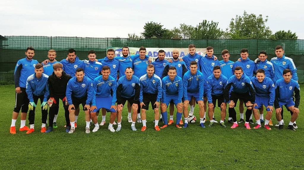 Petrolul 52 la baza Akademica, Facebook