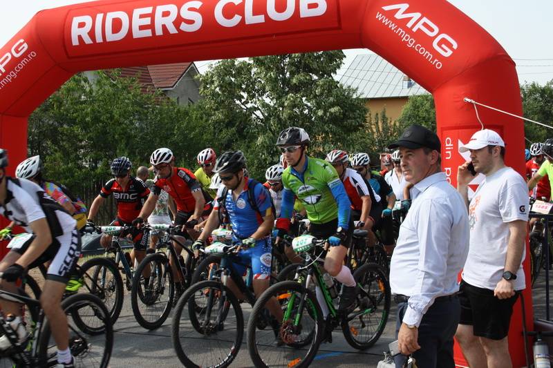 Livada cu cireşi, Păuleşti – GALERIE FOTO