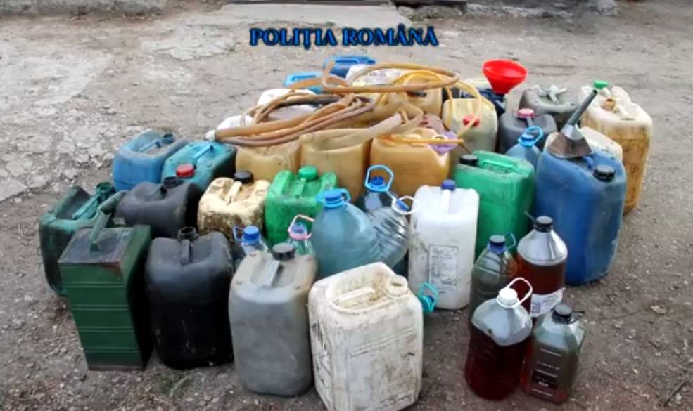 Şofer prins de poliţie, la Măgurele, când fura din combustibilul pe care îl transporta cu cisterna Şofer prins de poliţie, la Măgurele, când fura din combustibilul pe care îl transporta cu cisterna