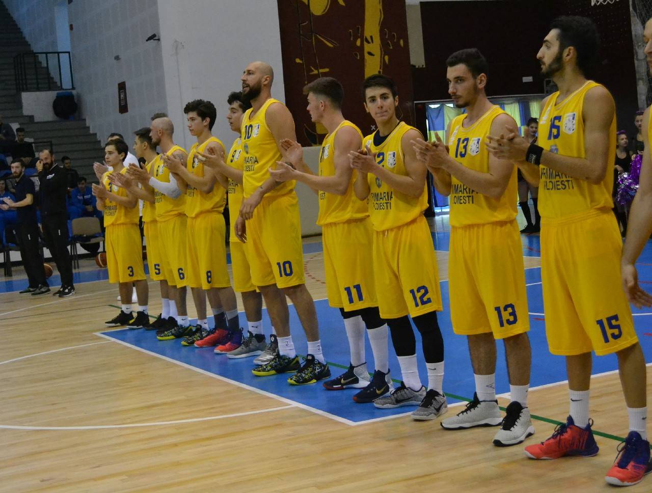 “Carotați” de arbitrii locali, baschetbaliștii de la CSM Ploiești au pierdut la penultima clasată, U-BT 2 Cluj-Napoca! “Carotați” de arbitrii locali, baschetbaliștii de la CSM Ploiești au pierdut la penultima clasată, U-BT 2 Cluj-Napoca!