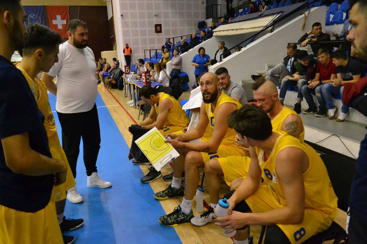 Baschetbaliștii de la CSM Ploiești au trecut, pe final de an, la ritmul “una rece, alta caldă”! Baschetbaliștii de la CSM Ploiești au trecut, pe final de an, la ritmul “una rece, alta caldă”!