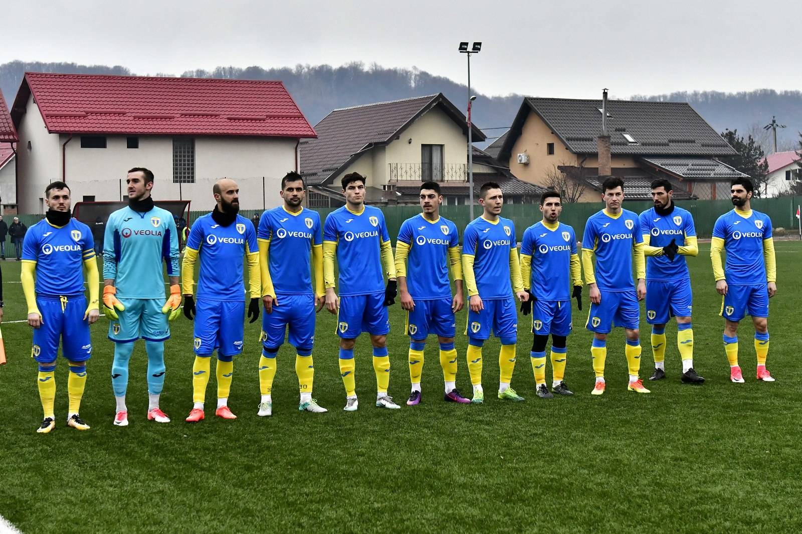 “Lupii” au urcat la munte și, de pe 6 februarie 2018, se întorc la pregătirea de la șes. Al doilea cantonament va fi la Buftea “Lupii” au urcat la munte și, de pe 6 februarie 2018, se întorc la pregătirea de la șes. Al doilea cantonament va fi la Buftea