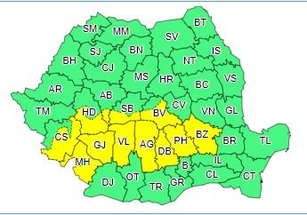 Se strică vremea! Cod galben de ninsoare în Prahova