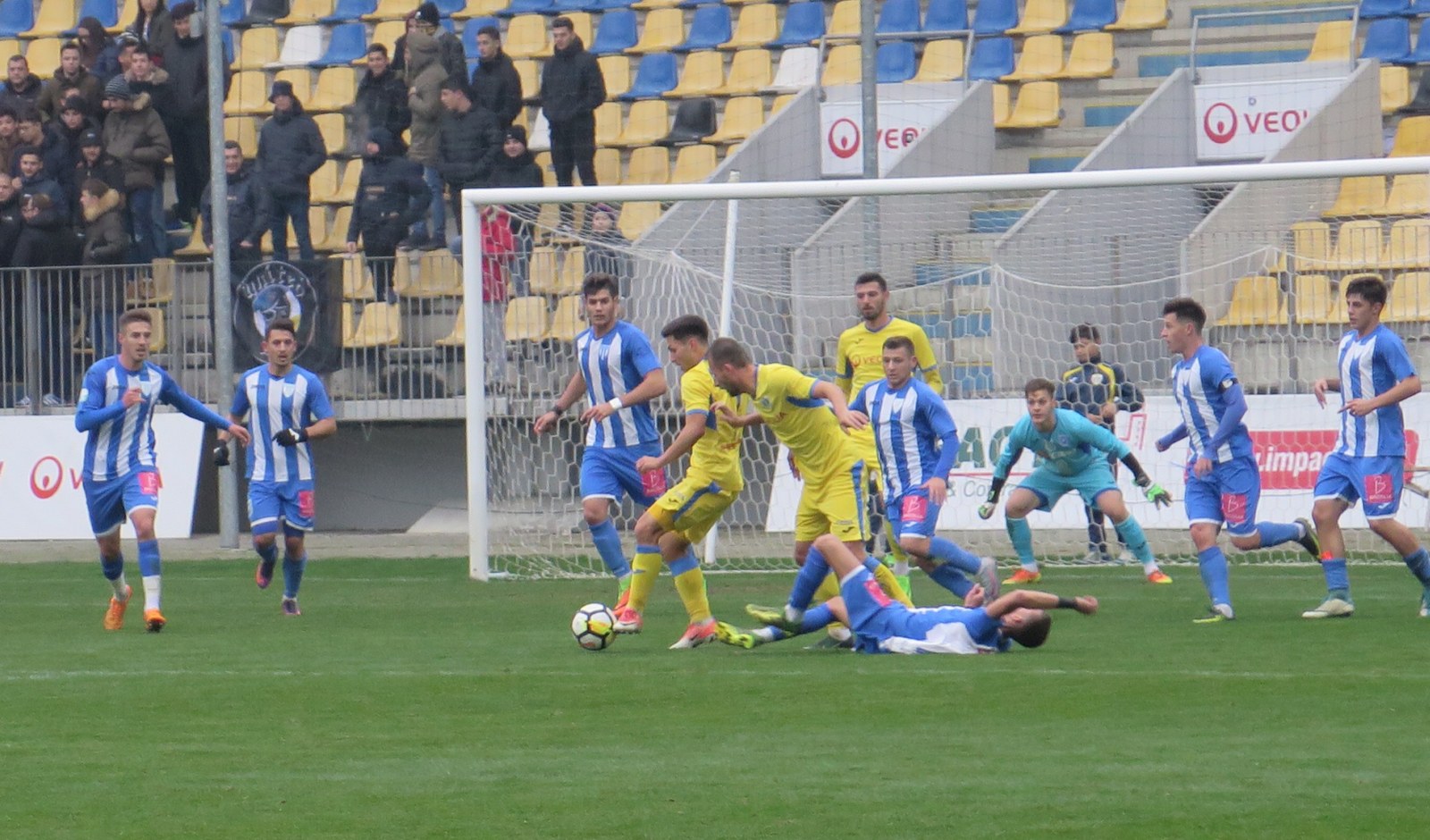 Ultimul joc-test al “lupilor”, tot la CNF Buftea. “Satelitul” echipei CSU Craiova va face 55 km în plus Ultimul joc-test al “lupilor”, tot la CNF Buftea. “Satelitul” echipei CSU Craiova va face 55 km în plus
