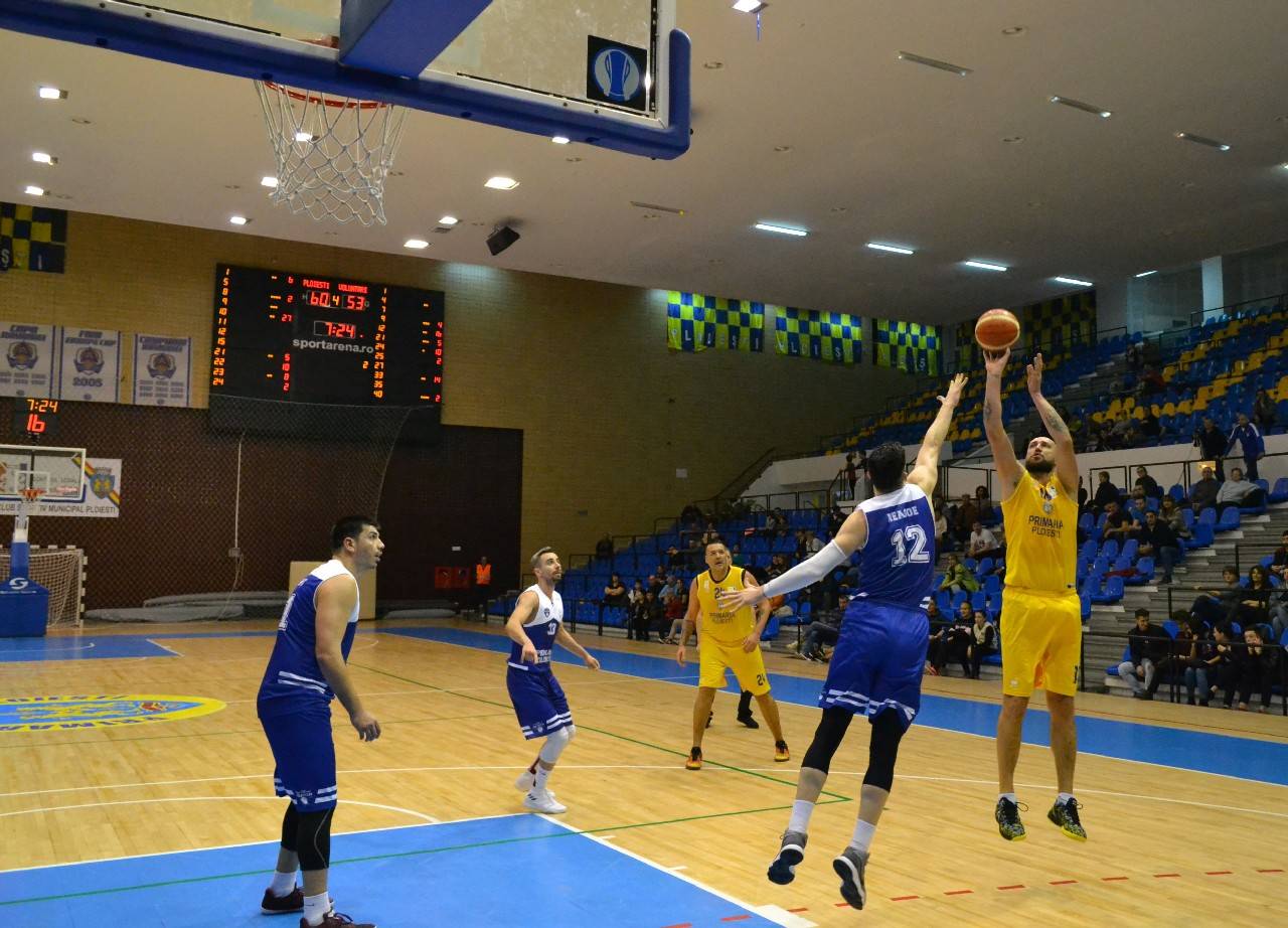 Baschetbaliștii de la CSM Ploiești câștigă și visează la Final Four. Victima din week-end are și ploieșteni! Baschetbaliștii de la CSM Ploiești câștigă și visează la Final Four. Victima din week-end are și ploieșteni!