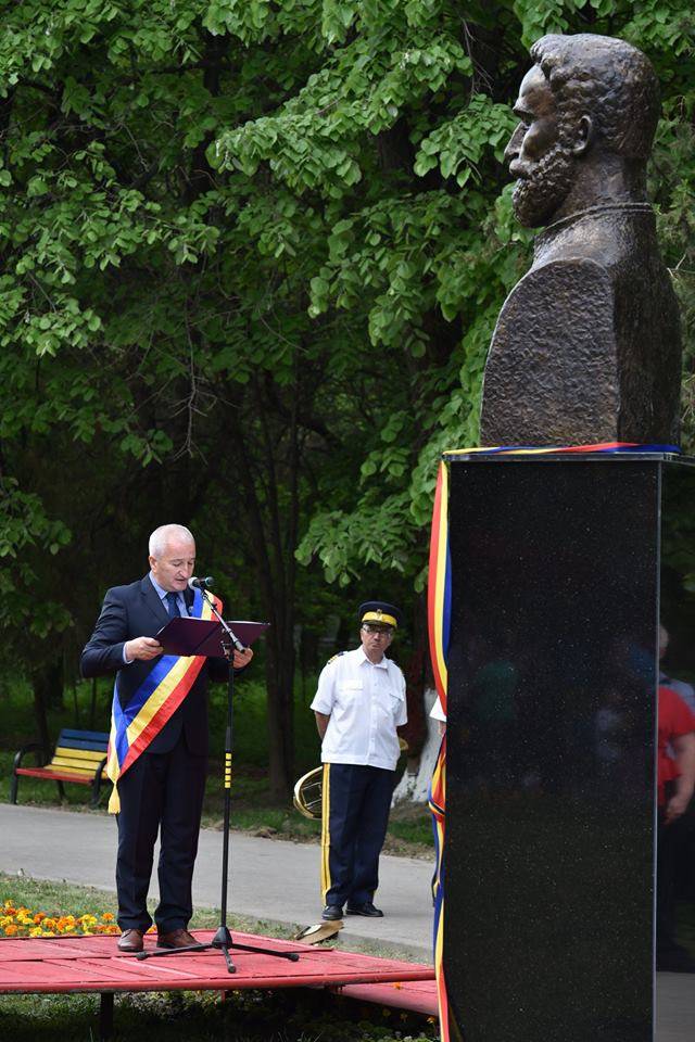 România 100. Dezvelirea bustului lui I.C.Brătianu în Parcul “C. Stere”