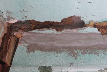 Bani de la Guvern pentru localităţile afectate de alunecările de teren