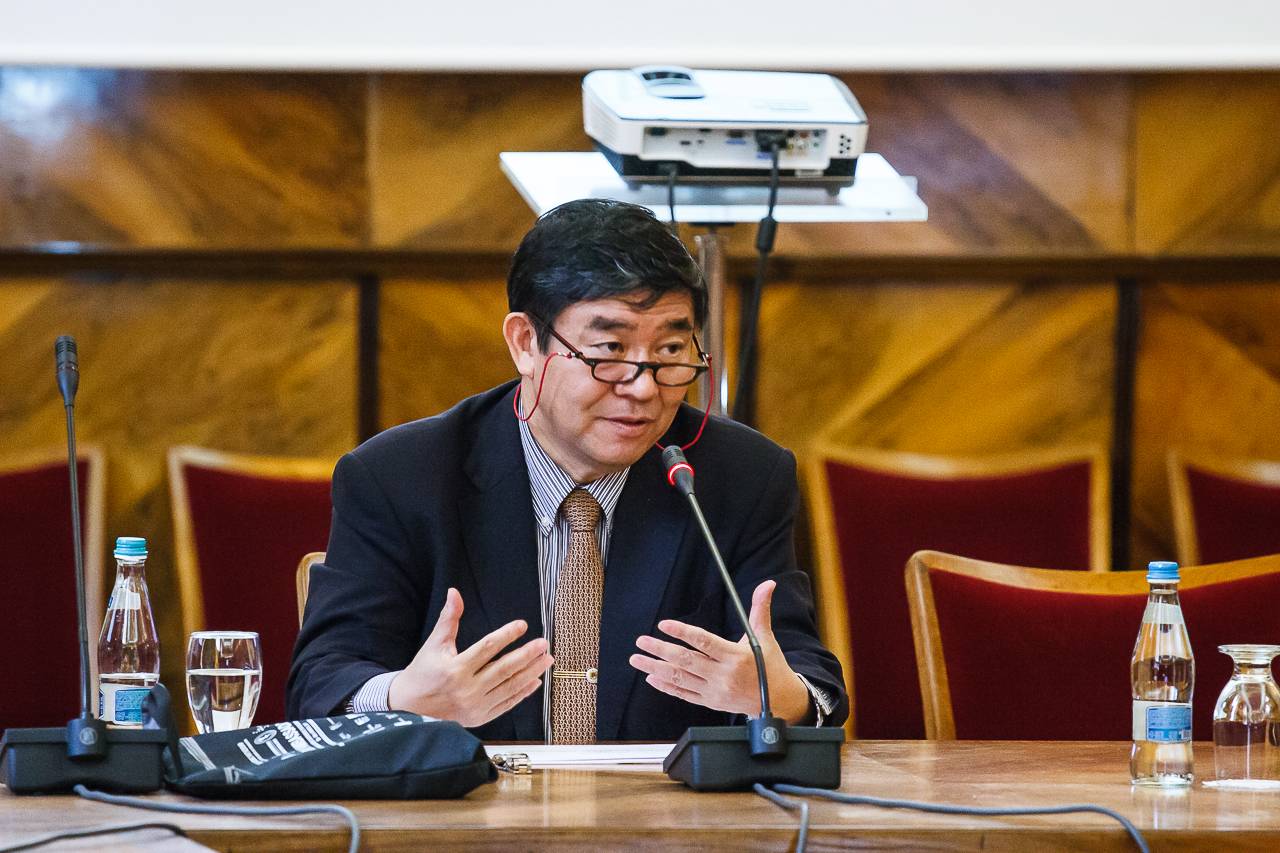 Ambasadorul Japoniei, în vizită la Ploieşti Ambasadorul Japoniei, în vizită la Ploieşti