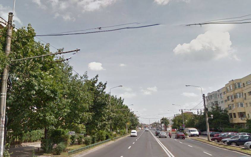 Asfaltatorii trec pe str. Cantacuzino, în Ploieşti Asfaltatorii trec pe str. Cantacuzino, în Ploieşti