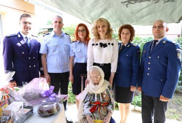 Centenarii Prahovei, vizitaţi de prefect