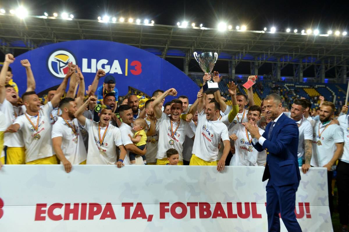 Claudiu Tudor nu va mai fi deloc la clubul găzarilor?! Controversă între oficialii clubului petrolist! Claudiu Tudor nu va mai fi deloc la clubul găzarilor?! Controversă între oficialii clubului petrolist!