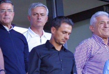 Antrenorul lui Manchester United a venit în… vacanță pe arena Ilie Oană!