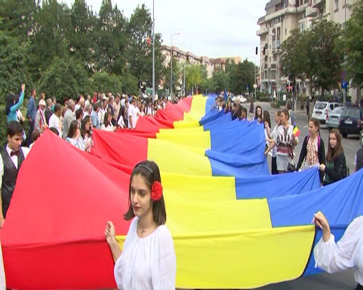 Ziua Drapelului de 100 metri, la Câmpina Ziua Drapelului de 100 metri, la Câmpina