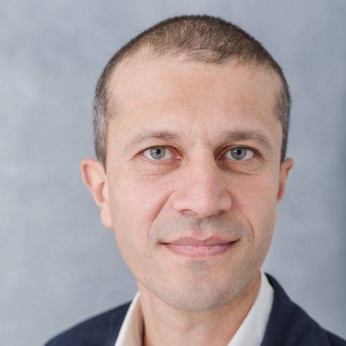 Iniţiativă legislativă ca să nu ne cadă spitalele-n cap Iniţiativă legislativă ca să nu ne cadă spitalele-n cap