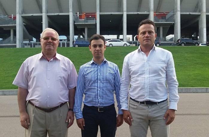 Debutanți prahoveni fericiți după examenul de observatori de fotbal de la L2 și L3. Surprize neașteptate la picați Debutanți prahoveni fericiți după examenul de observatori de fotbal de la L2 și L3. Surprize neașteptate la picați