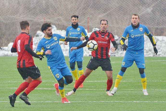 Chinuit de dureri la gleznă, fostul petrolist Cristian Andor și-a amânat revenirea pe gazon Chinuit de dureri la gleznă, fostul petrolist Cristian Andor și-a amânat revenirea pe gazon