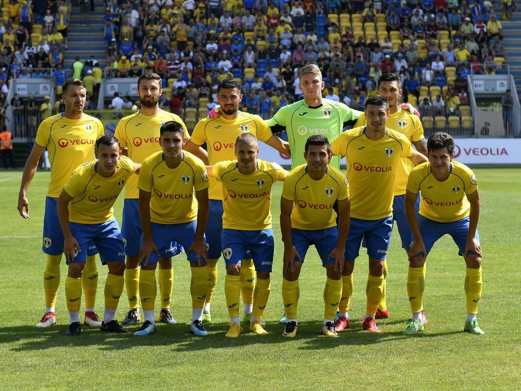 Nu-i suficient brandul pentru o echipă ca Petrolul. Trebuie să știe să și creeze. Dacă nu, face remiză albă! Nu-i suficient brandul pentru o echipă ca Petrolul. Trebuie să știe să și creeze. Dacă nu, face remiză albă!