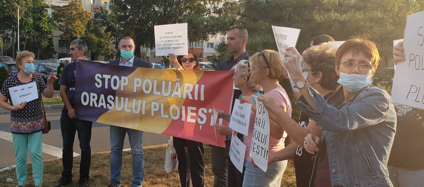 Flashmob “Stop Poluare Ploieşti” în cel mai poluat cartier din România Flashmob “Stop Poluare Ploieşti” în cel mai poluat cartier din România