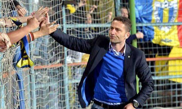 Cristi Vlad (președinte executiv FC Petrolul): “Voi lua decizia care va trebui atunci când rezultatele o vor impune, dar sper să fie cât mai târziu cu putință!” Cristi Vlad (președinte executiv FC Petrolul): “Voi lua decizia care va trebui atunci când rezultatele o vor impune, dar sper să fie cât mai târziu cu putință!”