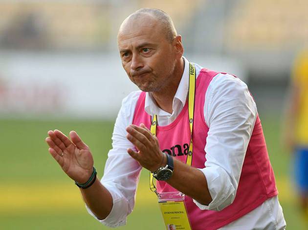 Leo Grozavu, pe lista unei… adversare a Petrolului, din Liga a II-a. Timișoara se pare că nu l-a uitat! Leo Grozavu, pe lista unei… adversare a Petrolului, din Liga a II-a. Timișoara se pare că nu l-a uitat!