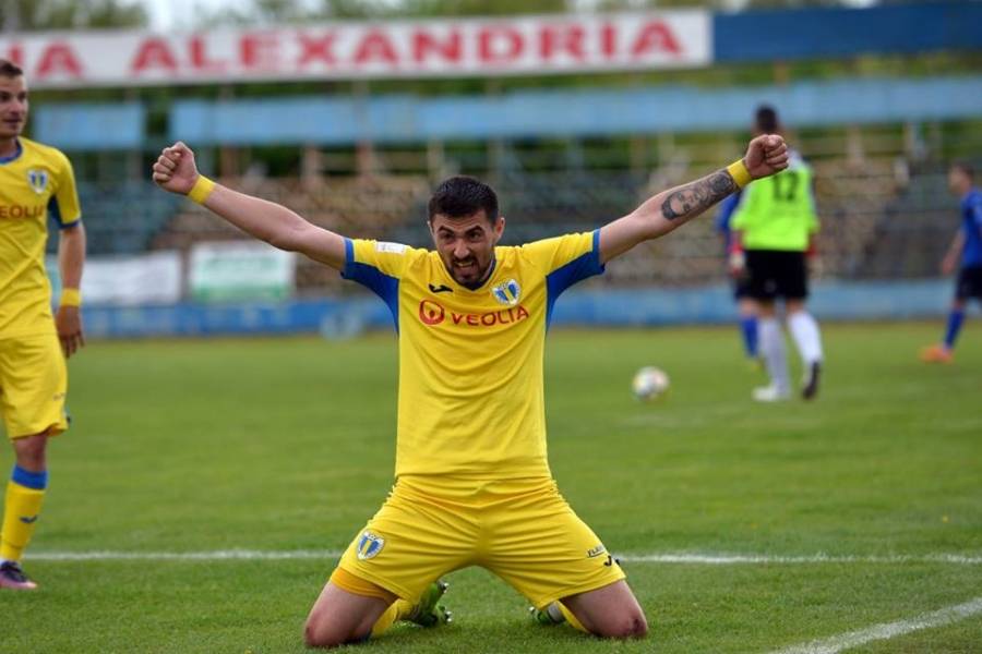 Nici Sergiu Arnăutu nu știe de ce a fost scos din lot de antrenorul Petrolului! Golgheterul din L3 neagă vehement zvonul cu pariurile