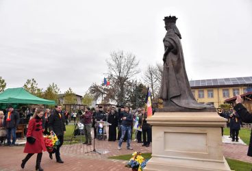 Monumentul Reginei Maria, dezvelit la Blejoi