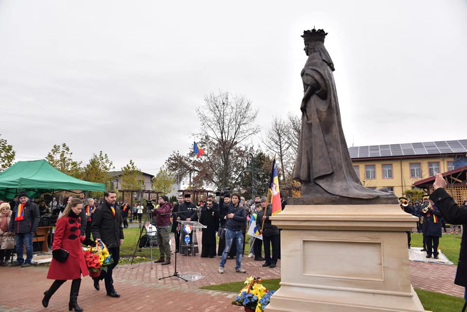 Monumentul Reginei Maria, dezvelit la Blejoi