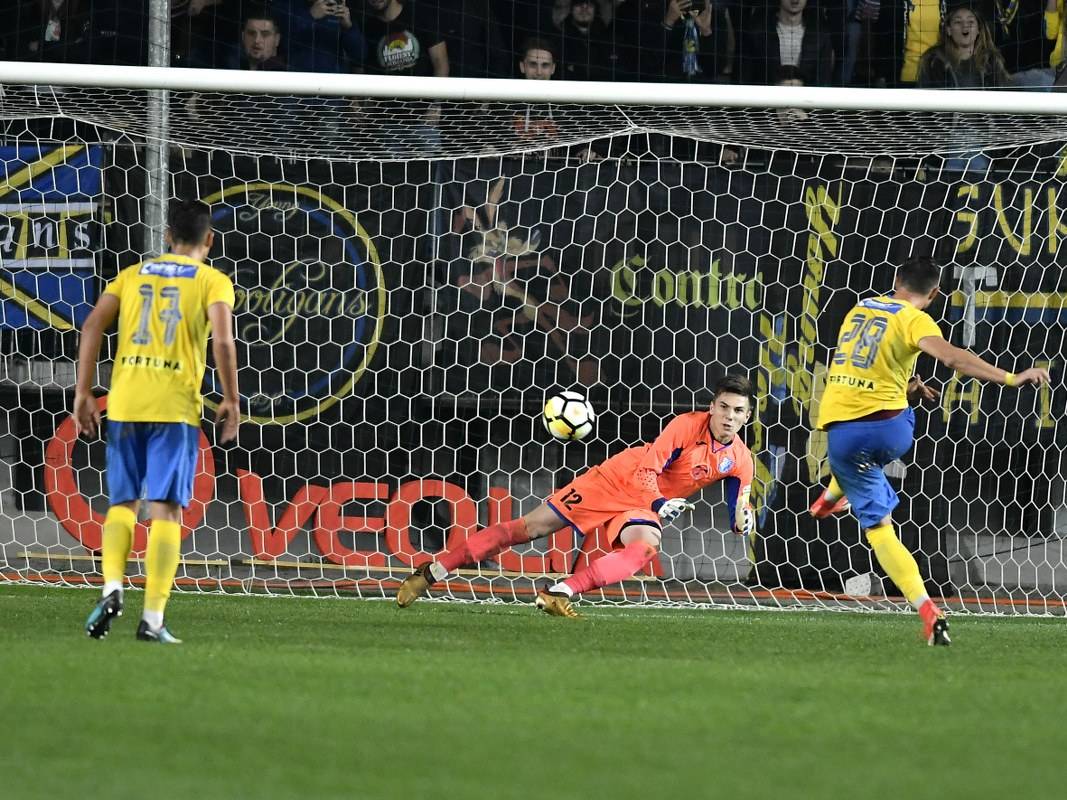 Petrolul trebuie să stingă “lanterna roșie”… fără mintea luminată. La Brăila, lipsește Marinescu! Petrolul trebuie să stingă “lanterna roșie”… fără mintea luminată. La Brăila, lipsește Marinescu!