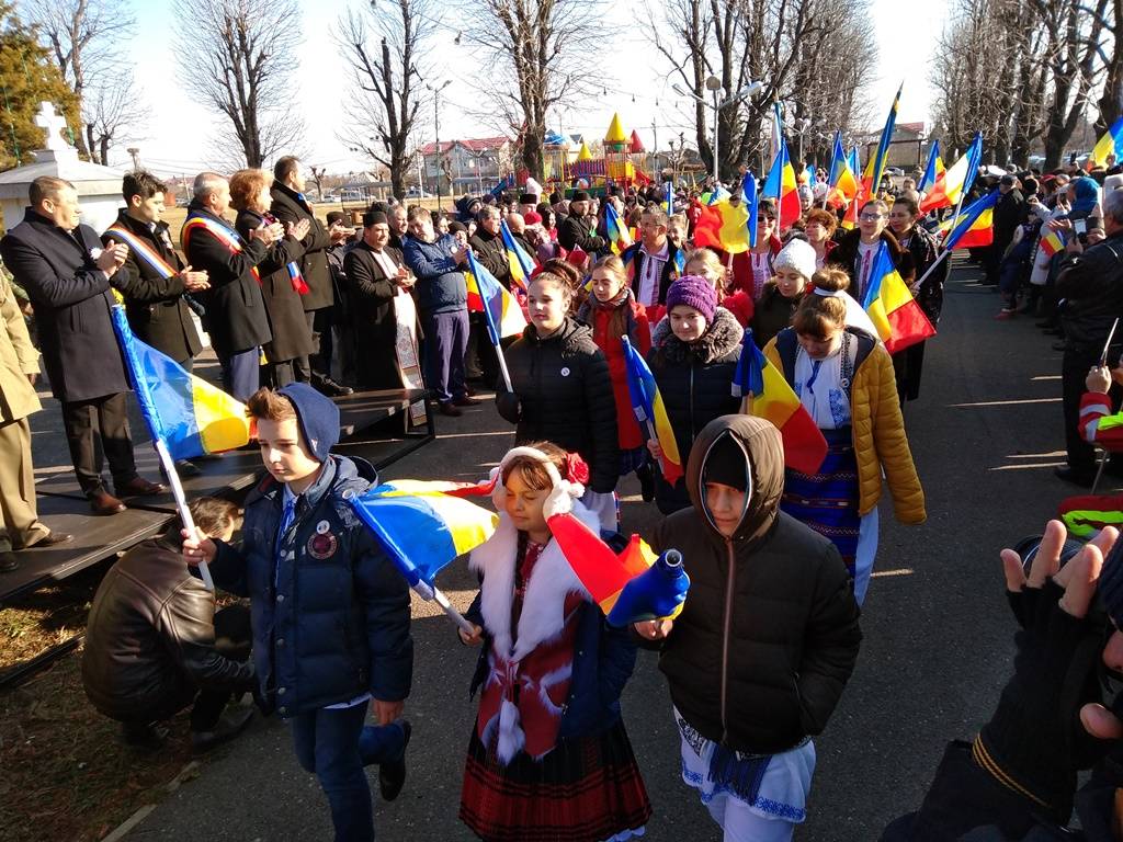 1 Decembrie la Păuleşti, sărbătoare între fraţi