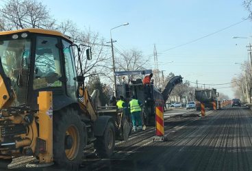 A început asfaltarea în Cartierul Albert. CJ atac la Primărie