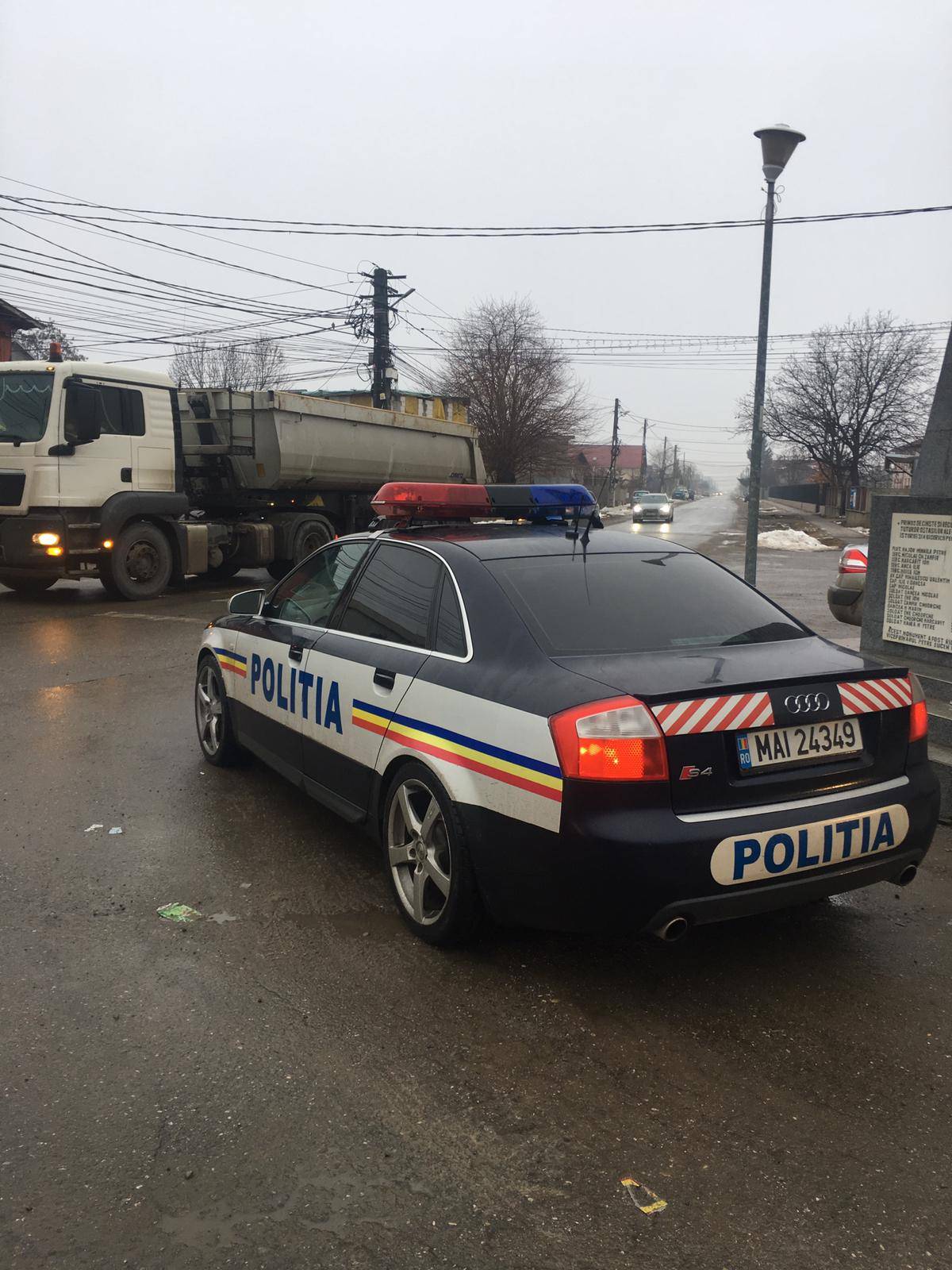 Şofer pe autobuz cu călători prins băut la volan Şofer pe autobuz cu călători prins băut la volan