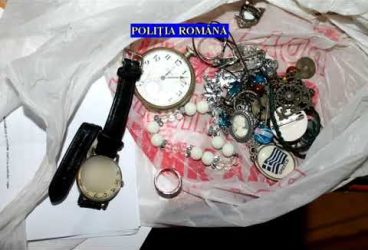 V-au călcat hoţii locuinţa? Ar putea fi ei…