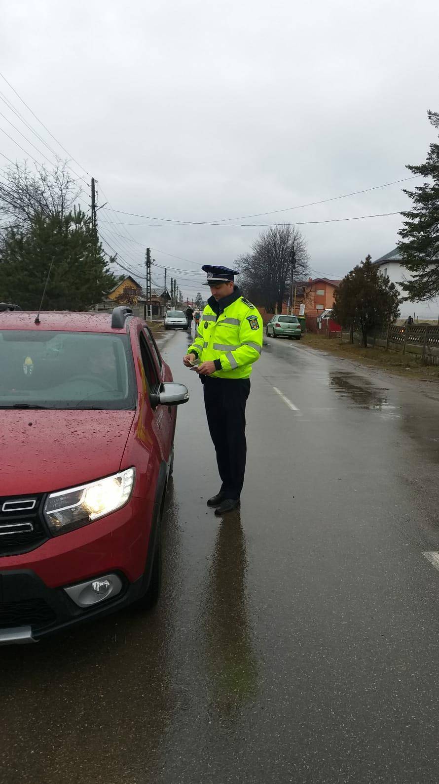 “Ia-mă nene” recidivist, tras pe dreapta şase luni de poliţişti “Ia-mă nene” recidivist, tras pe dreapta şase luni de poliţişti