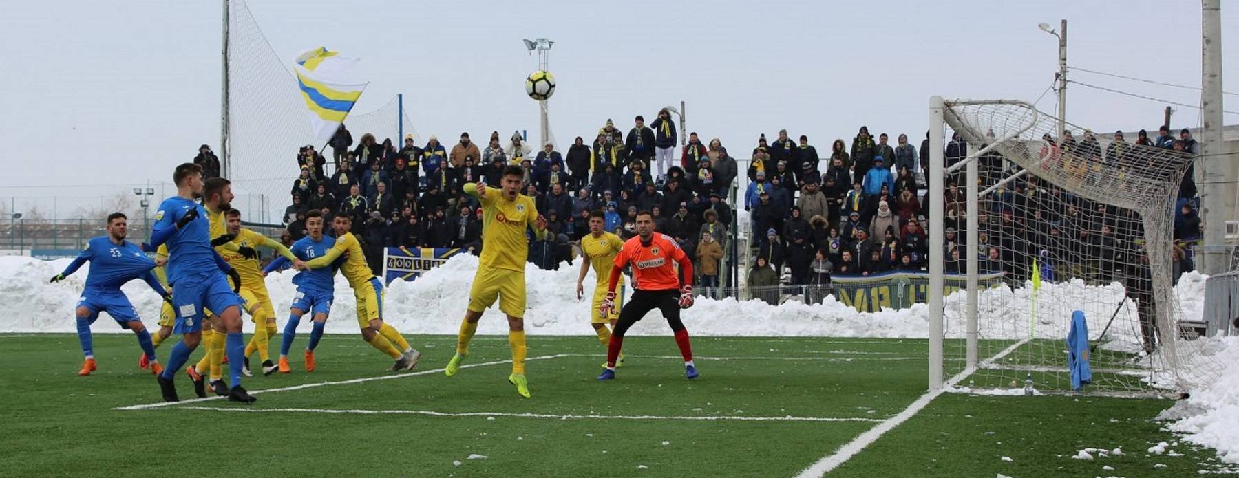 FC Petrolul – cei mai mulți fotbaliști împrumutați de la alte echipe. Strategia este bună pentru prezent!