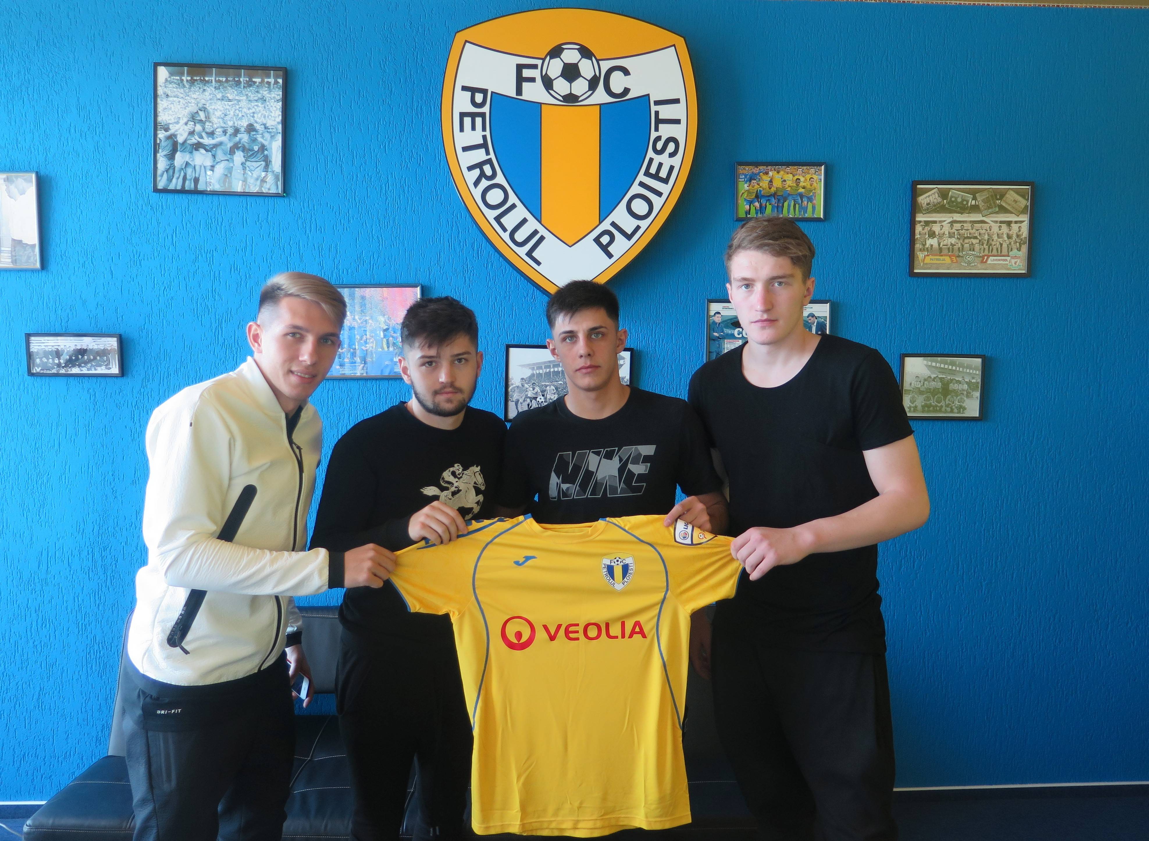 Are clauză noul petrolist Robert Moldoveanu de titularizare non-stop? Prinderea lotului pentru EURO ar fi motivul?