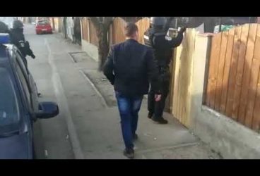 PERCHEZIȚII LA PERSOANE BĂNUITE DE FURTURI DIN SOCIETĂȚI COMERCIALE