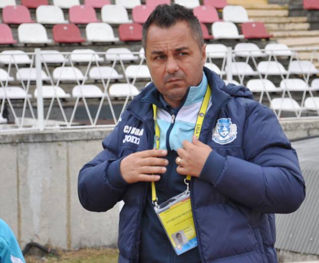 Florentin Petre: “Jean Prunescu putea juca și la Petrolul, fără probleme”! Fostul internațional este foarte mulțumit de împrumutul stoperului găzarilor Florentin Petre: “Jean Prunescu putea juca și la Petrolul, fără probleme”! Fostul internațional este foarte mulțumit de împrumutul stoperului găzarilor