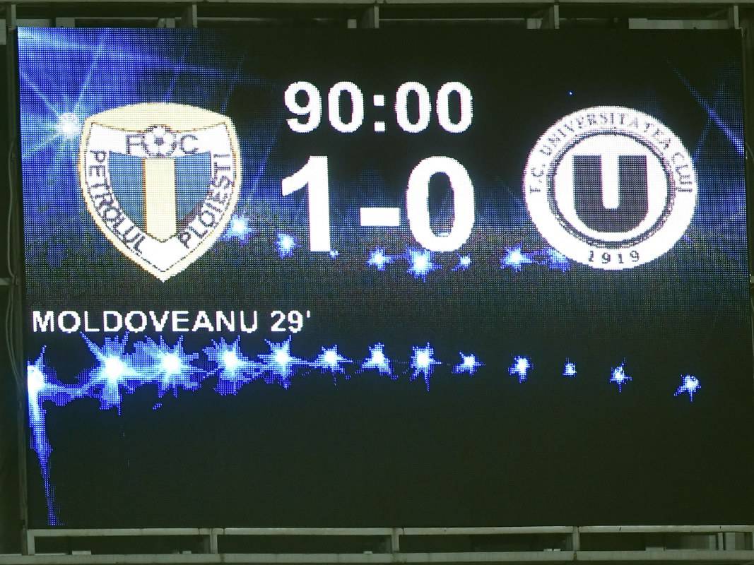 Moldoveanu s-a întâlnit cu niște ardeleni și i-a “înțepat” cu foarfeca! Cu SMURDUL alături, Petrolul trăiește din nou!