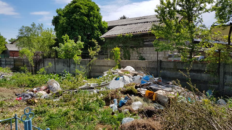 Cimitirul Bolovani, provocare pentru primar să iasă din “coconul lui de sticlă”