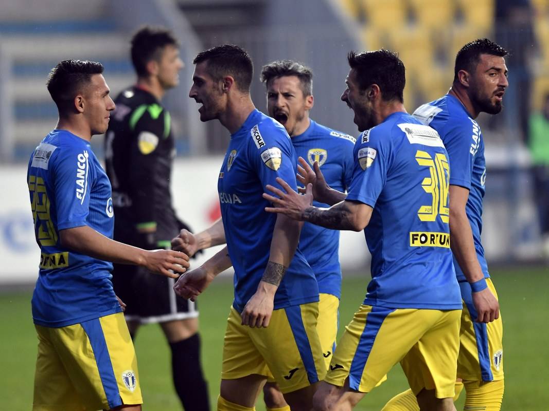 Italienescul “non due senza tre” nu a fost valabil și la Petrolul. Când Argeșul nu joacă precum… Chindiei, se lasă iar cu eșec pentru “lupi”!