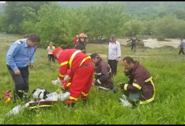 Furtuna aduce urgie: 4 copii mici, fraţi, luaţi de ape la Sângeru