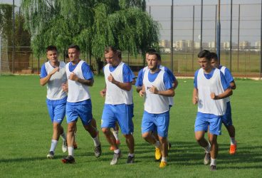 Destule noutăți la FC Petrolul, la primul antrenament de la Strejnicu. Stoican a avut la dispoziție 24 de fotbaliști noi și vechi