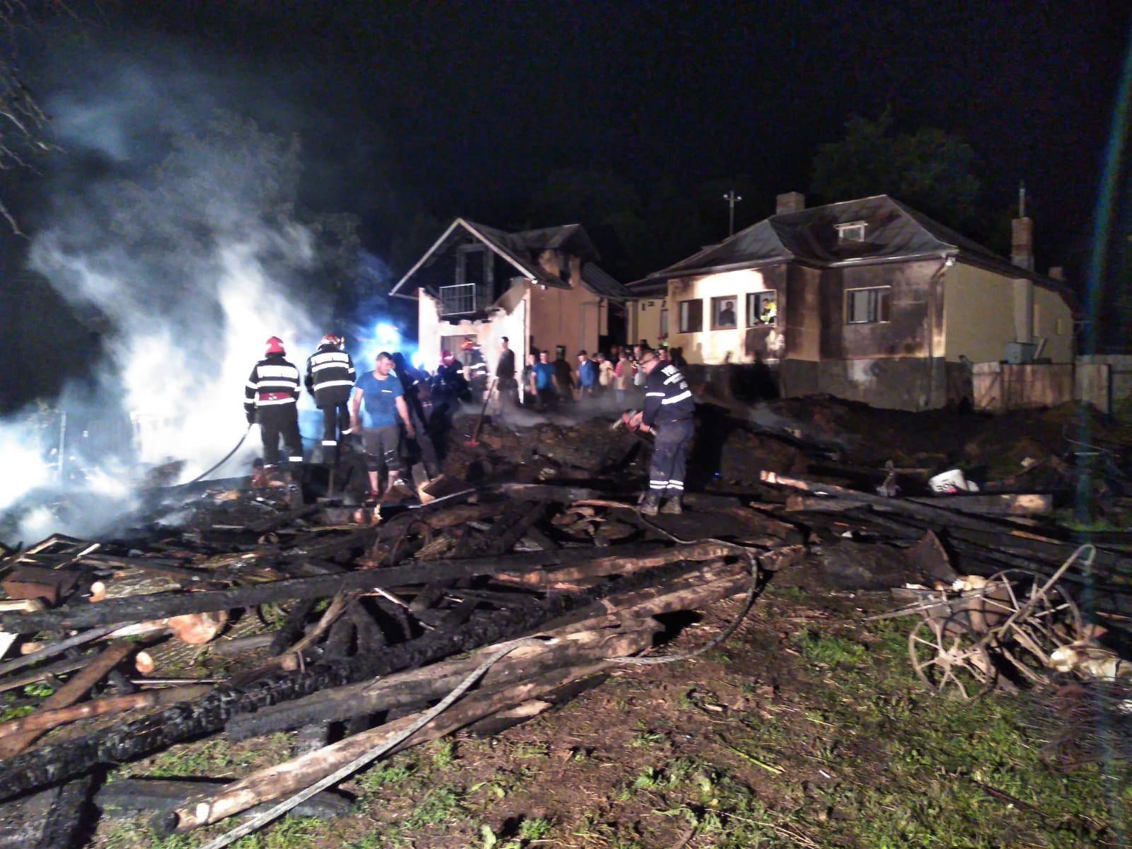 Incendiu violent în comuna Talea Incendiu violent în comuna Talea