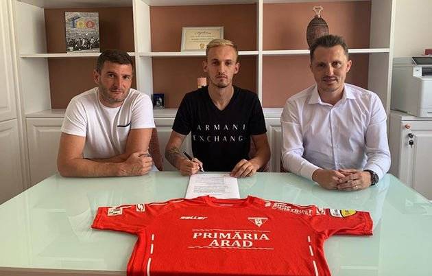 Dacă despre sosiri la FC Petrolul, numai zvonuri, despre plecări începe să se audă sigur: Cristi Pușcaș a semnat cu UTA