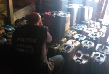 Percheziţii la persoane bănuite de furturi petroliere