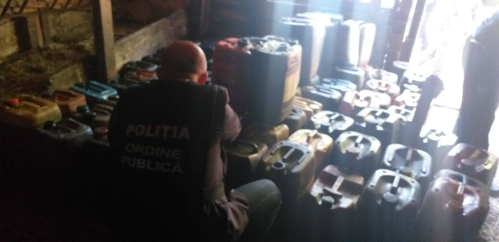 Percheziţii la persoane bănuite de furturi petroliere Percheziţii la persoane bănuite de furturi petroliere