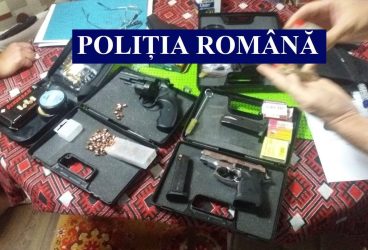 Mai multe arme şi muniţie letale, găsite de Poliţie la un prahovean
