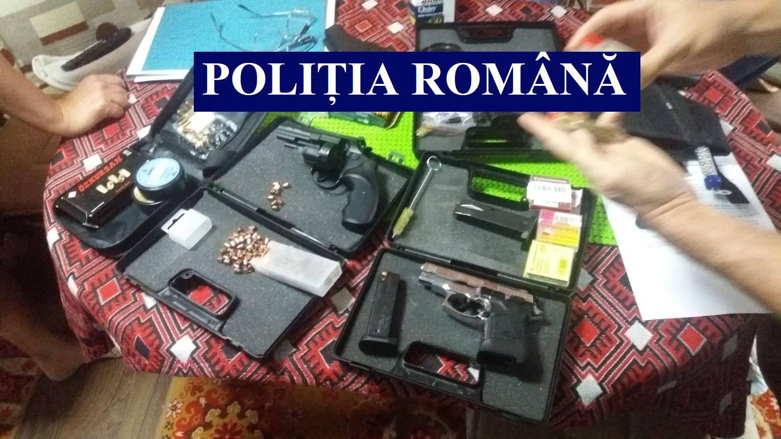 Mai multe arme şi muniţie letale, găsite de Poliţie la un prahovean