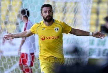 Se mărește “celula” ex-petrolistă de la Metaloglobus. De clubul găzarilor s-a mai despărțit și Jean Prunescu, iar alți doi foști titulari se antrenează cu juniorii!